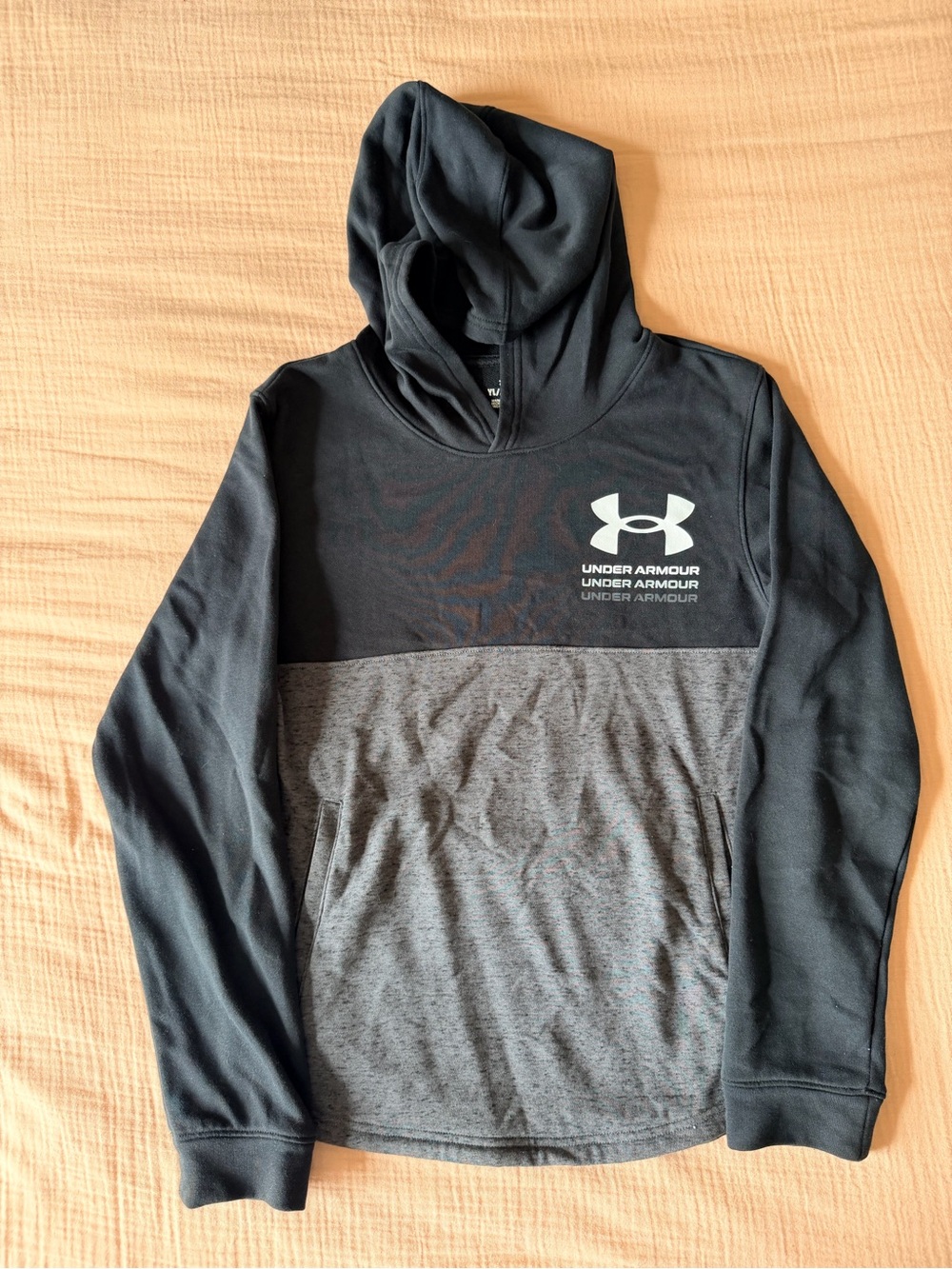 Under Armour Boys Colorblock Hoodie Youth L